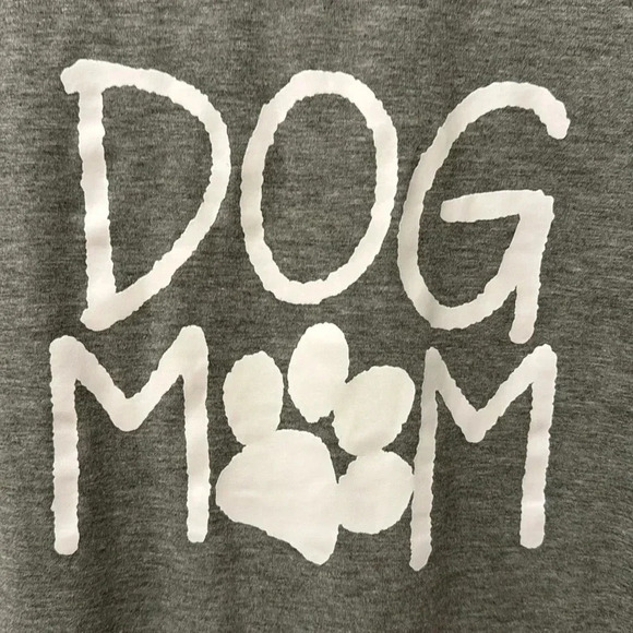 Dog Mom V Neck T Shirt Size Small w Paw Print only worn once! - Picture 2 of 4
